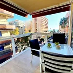 Boliches Parking & شقة *